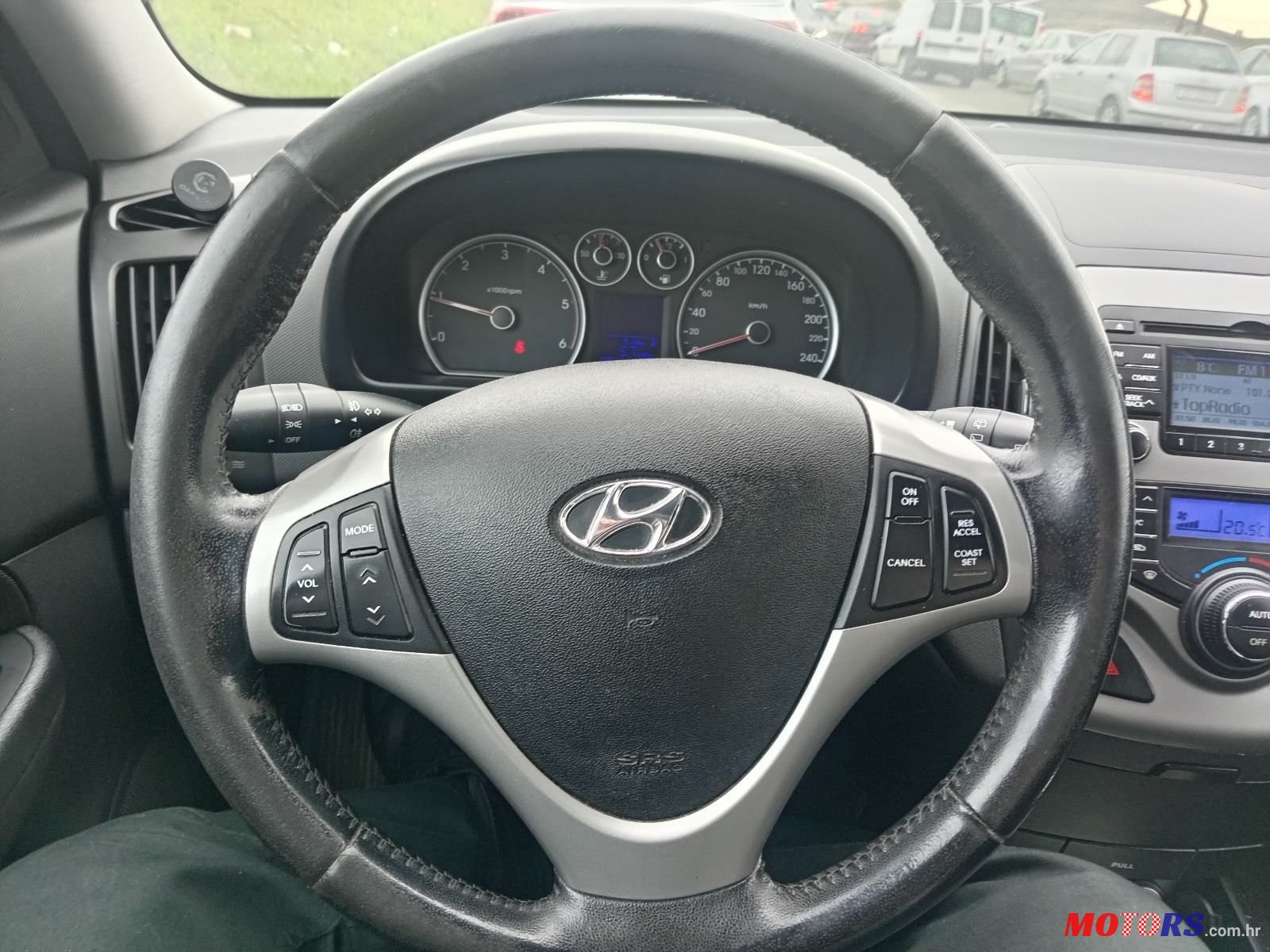 2009' Hyundai i30 1,6 Crdi photo #3