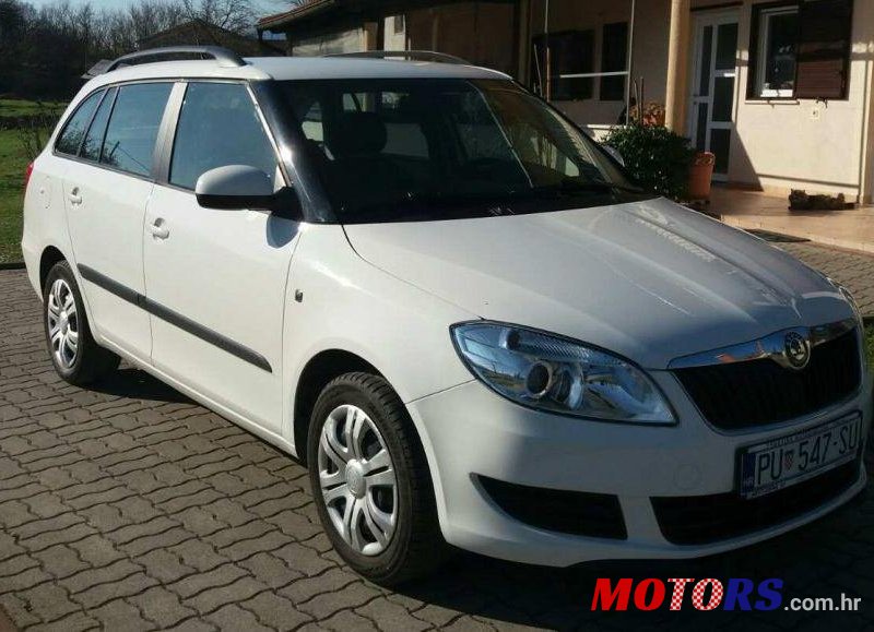 2012' Skoda Fabia Combi 1,6 Tdi photo #2