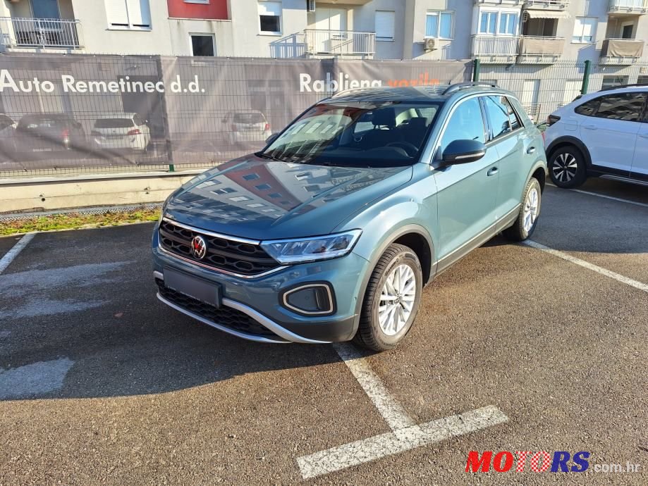 2023' Volkswagen T-Roc 1,0 Tsi photo #1