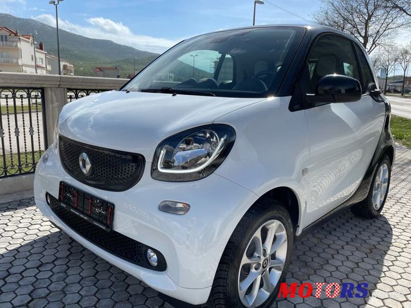 2015' Smart Fortwo Coupe Fortwo photo #1