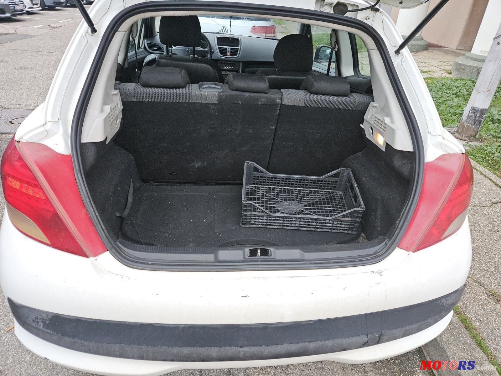 2010' Peugeot 207 1,4 Hdi photo #2