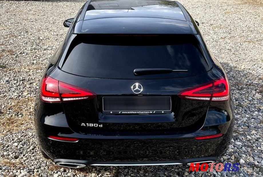 2019' Mercedes-Benz A-Klasa 180 D photo #1