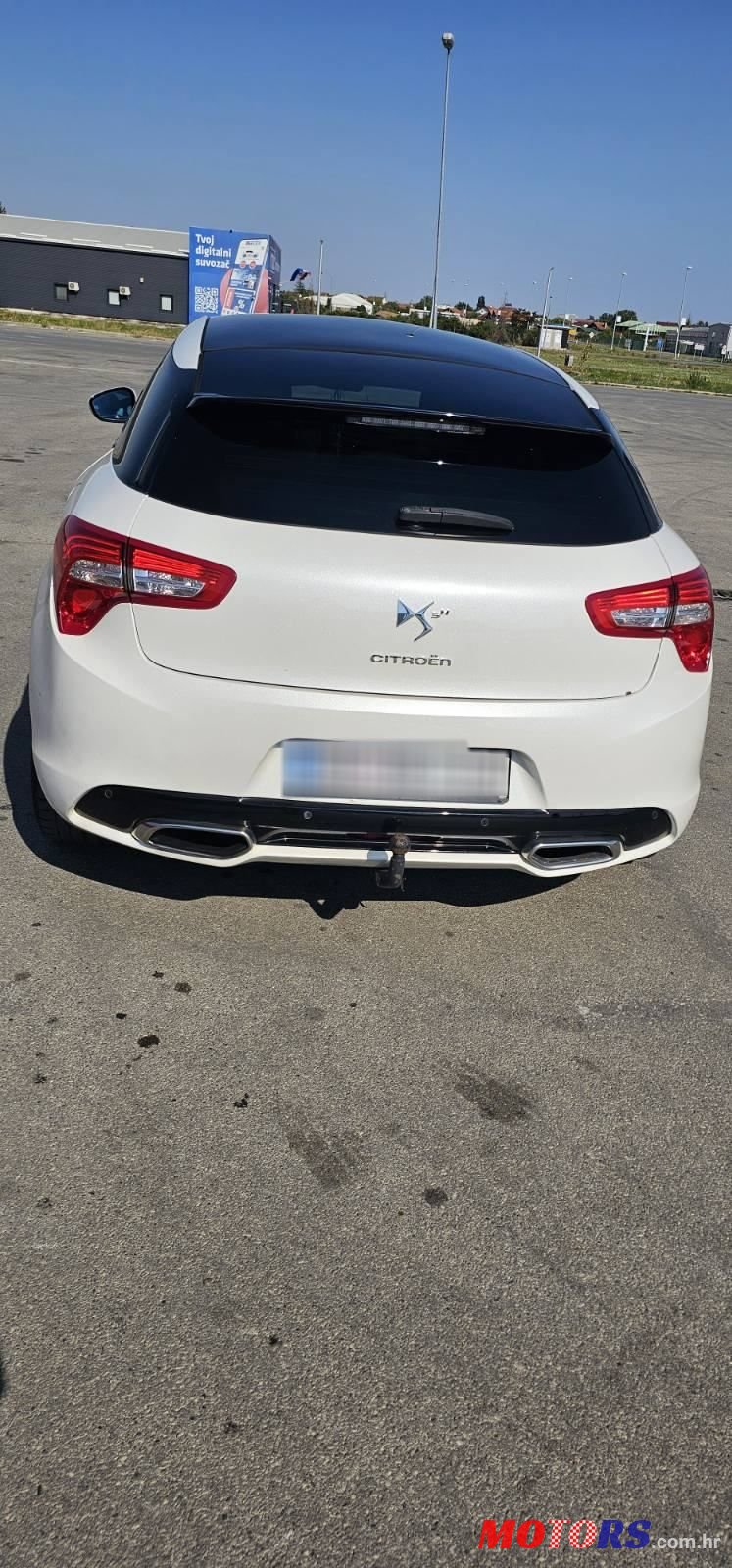 2012' Citroen DS5 Hybrid4 2,0 Hdi Sport photo #6