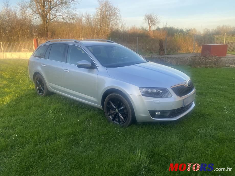 2015' Skoda Octavia Combi photo #1