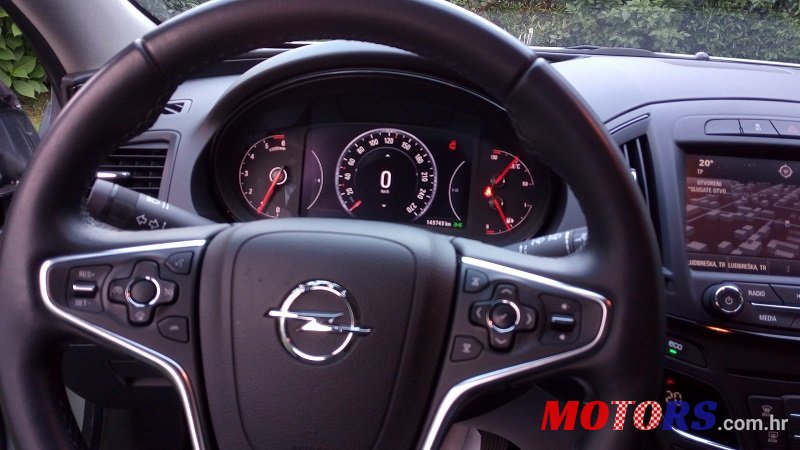 2014' Opel Insignia Sports Tourer photo #3