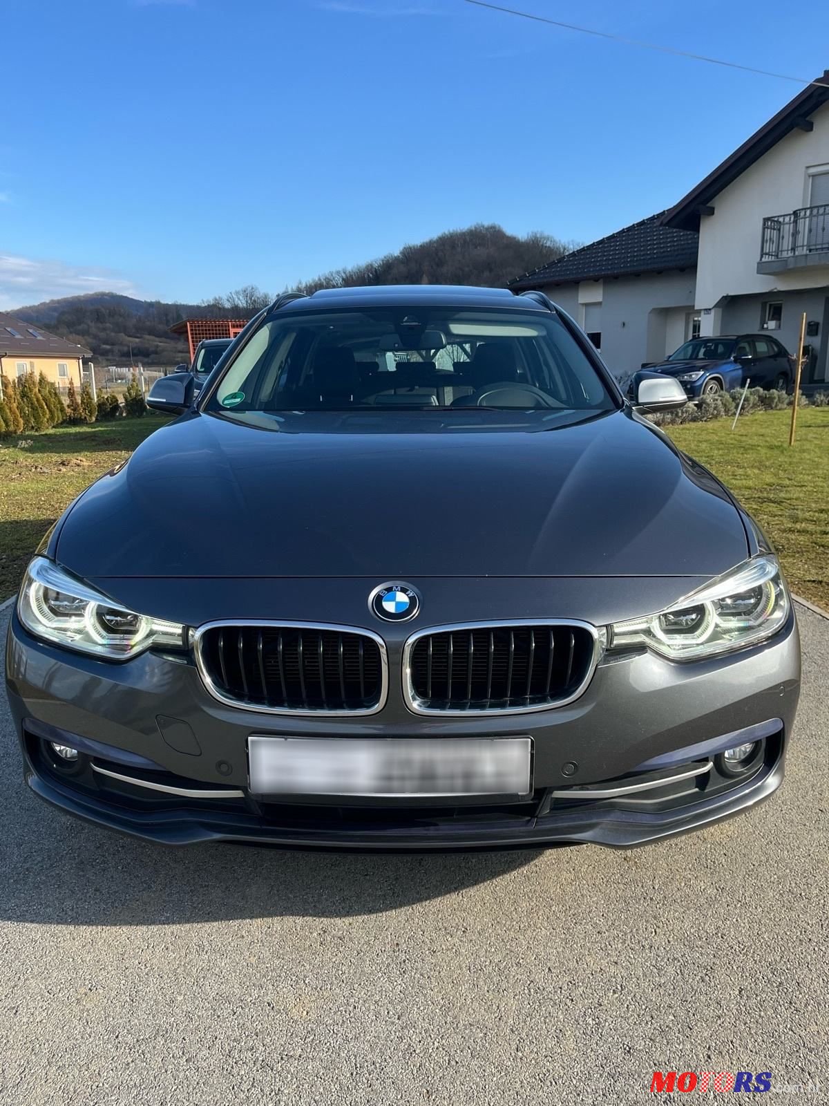 2017' BMW Serija 3 318D photo #1