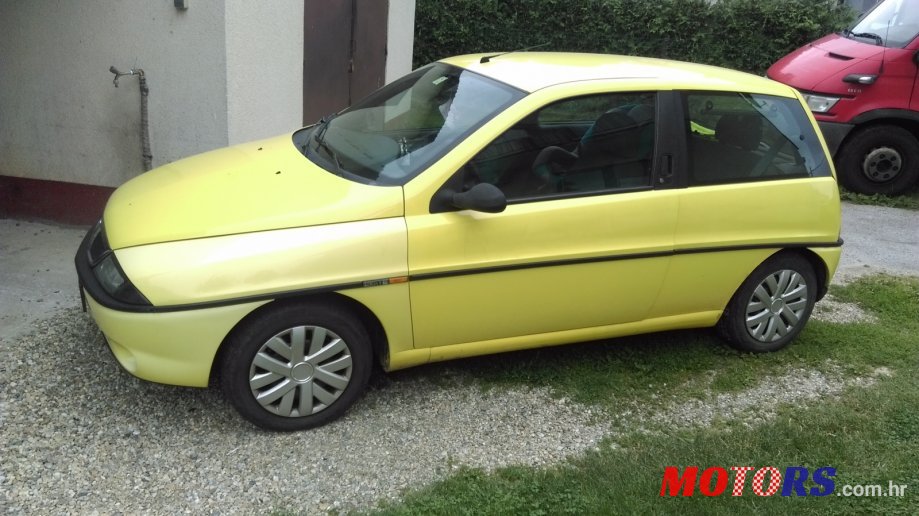 1997' Lancia Y photo #1