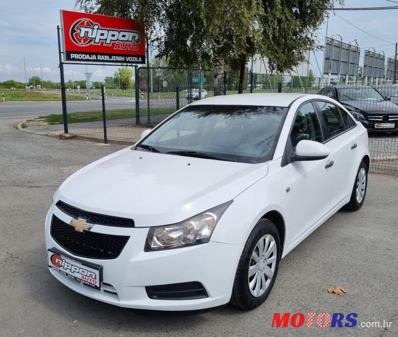 2010' Chevrolet Cruze 1,6 photo #1
