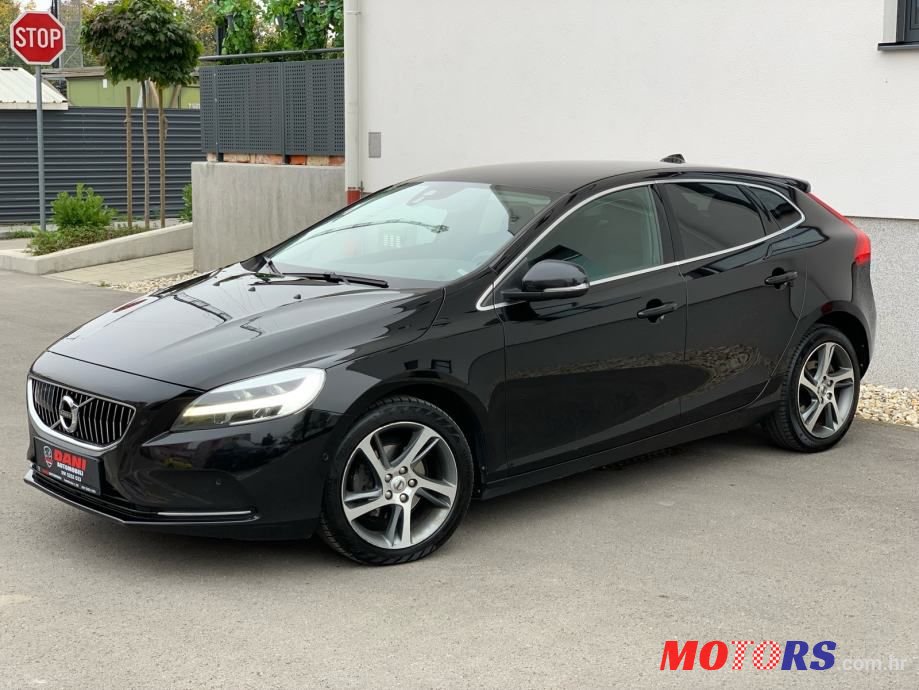 2017' Volvo V40 Sport photo #4