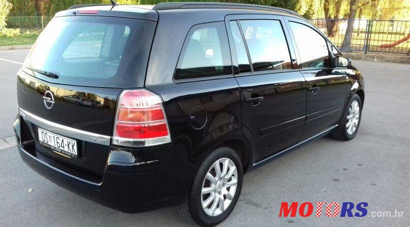2005' Opel Zafira 1,9 Cdti photo #1