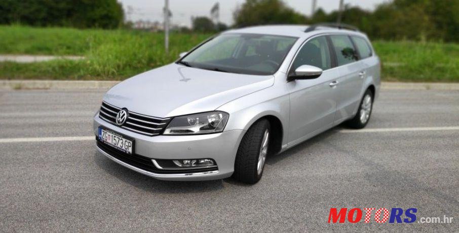 2014' Volkswagen Passat Variant photo #3