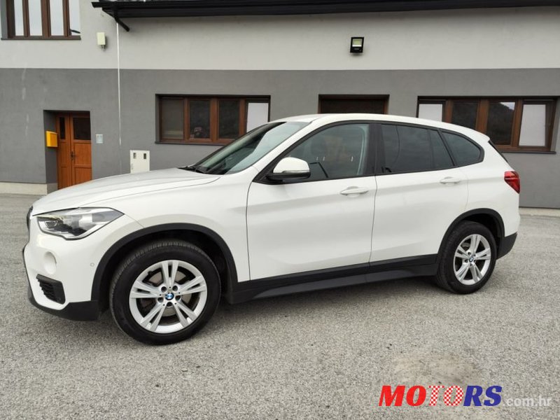 2017' BMW X1 18D photo #5