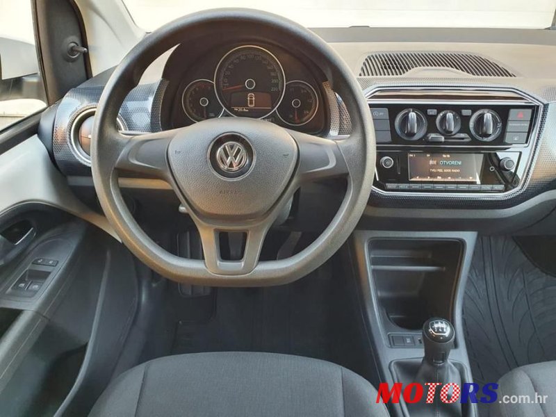 2017' Volkswagen Up! 1,0 Tsi photo #4
