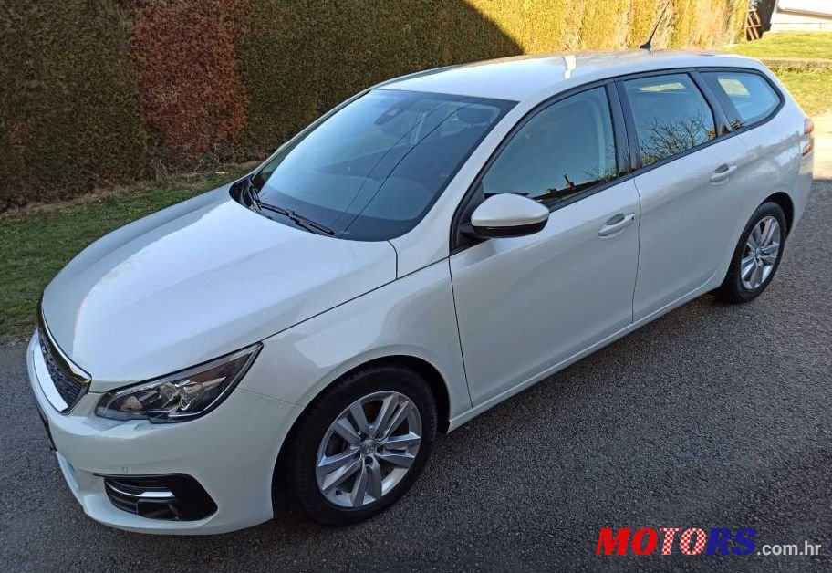 2017' Peugeot 308 Sw 1,6 Bluehdi photo #1