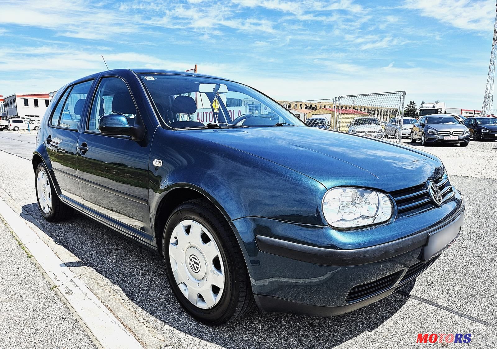 2001' Volkswagen Golf IV 1,4 photo #1