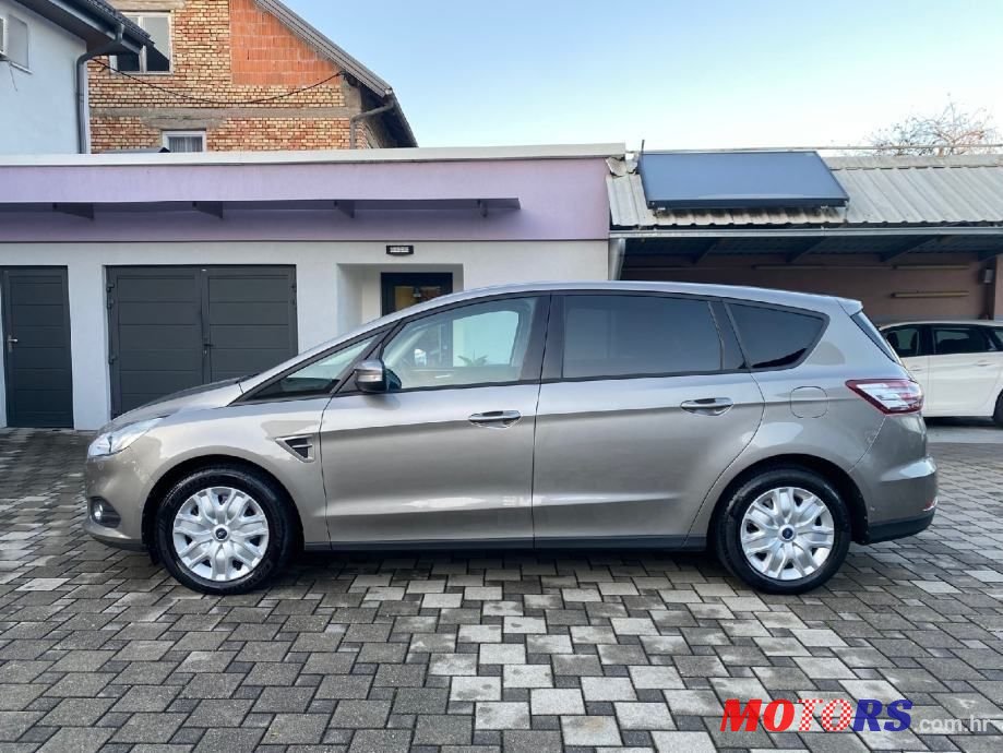 2017' Ford S-Max photo #3