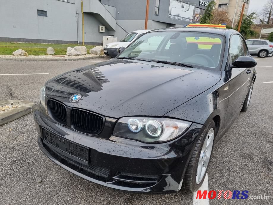 2009' BMW Serija 1 120D photo #1