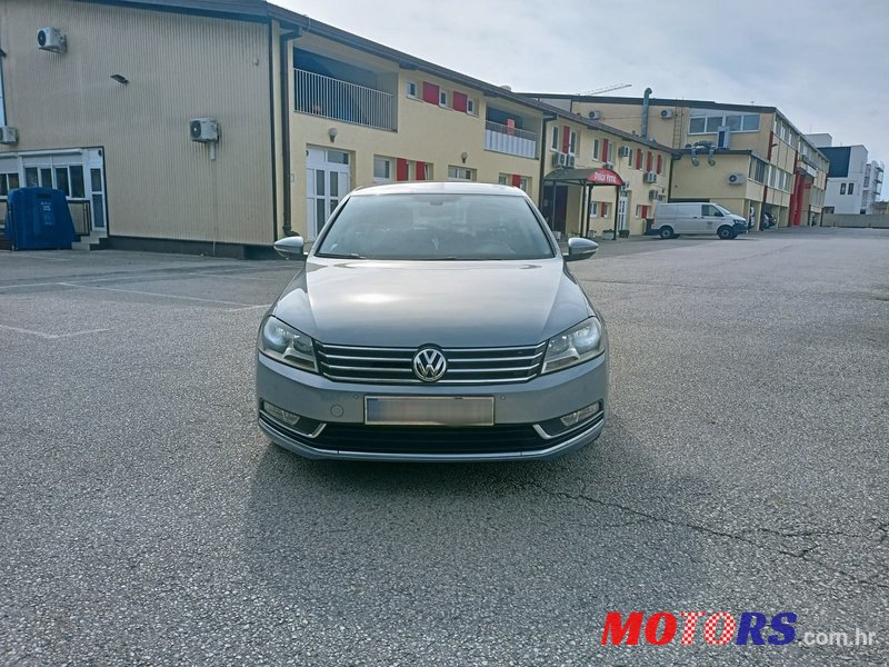 2011' Volkswagen Passat 2,0 Tdi Bmt photo #4