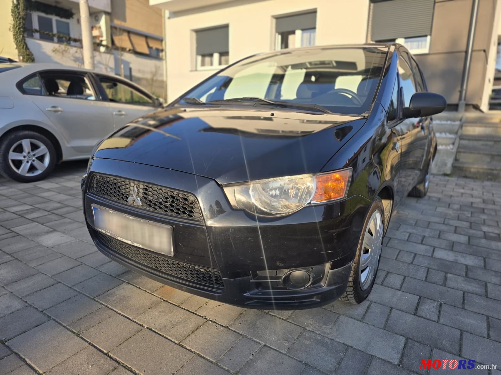 2010' Mitsubishi Colt 1,1 photo #1