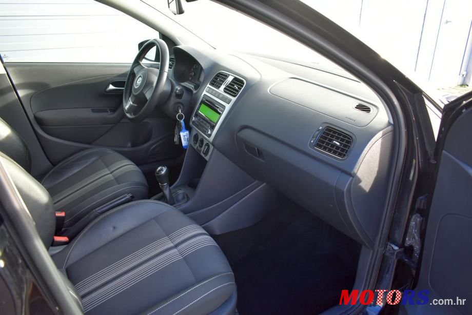 2012' Volkswagen Polo 1,2 Tsi photo #5