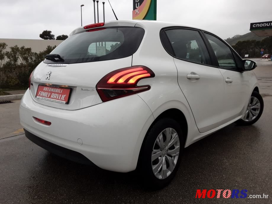 2018' Peugeot 208 1,6 Bluehdi photo #4