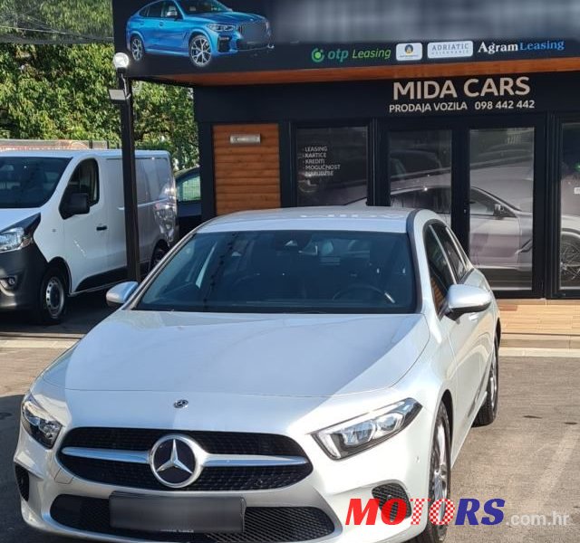 2019' Mercedes-Benz A-Klasa 160 photo #5