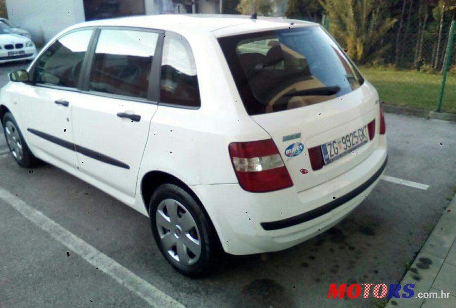 2002' Fiat Stilo 1,6 16V photo #2