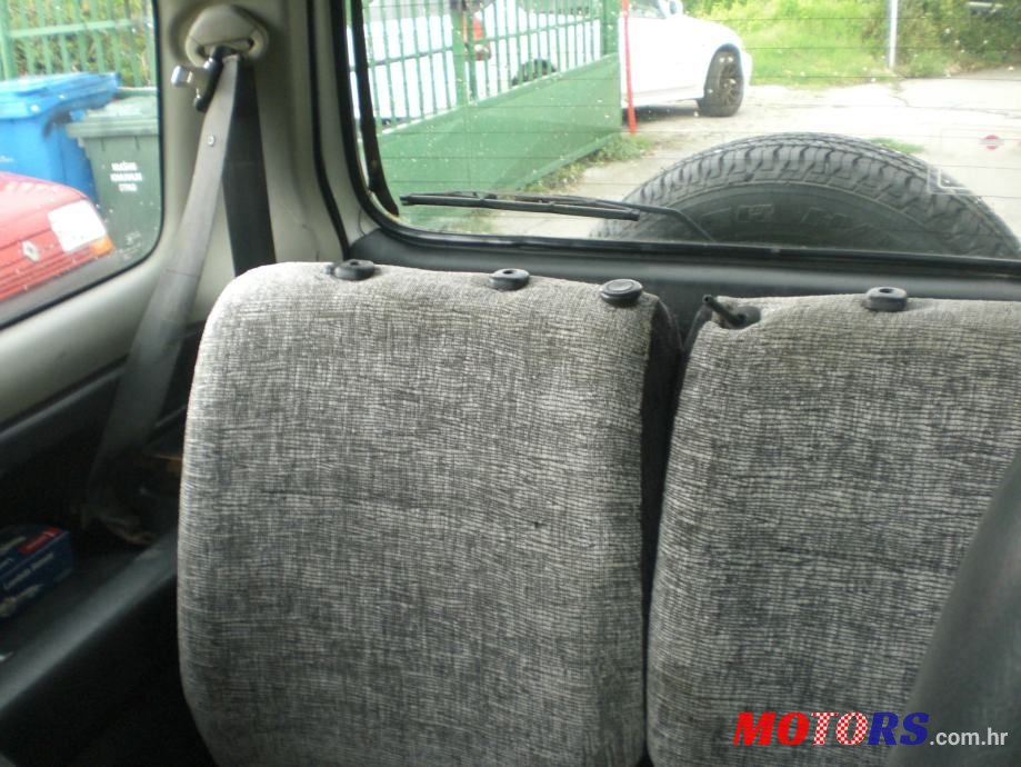 2004' Suzuki Jimny 1,3 Vx photo #6