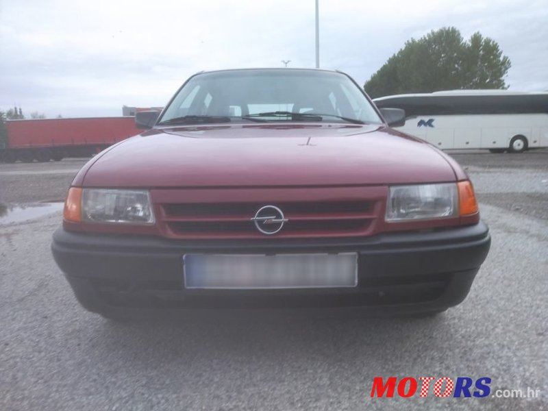 1994' Opel Astra Gl photo #4