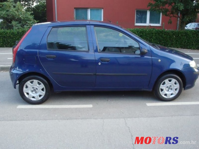 2004' Fiat Punto photo #6