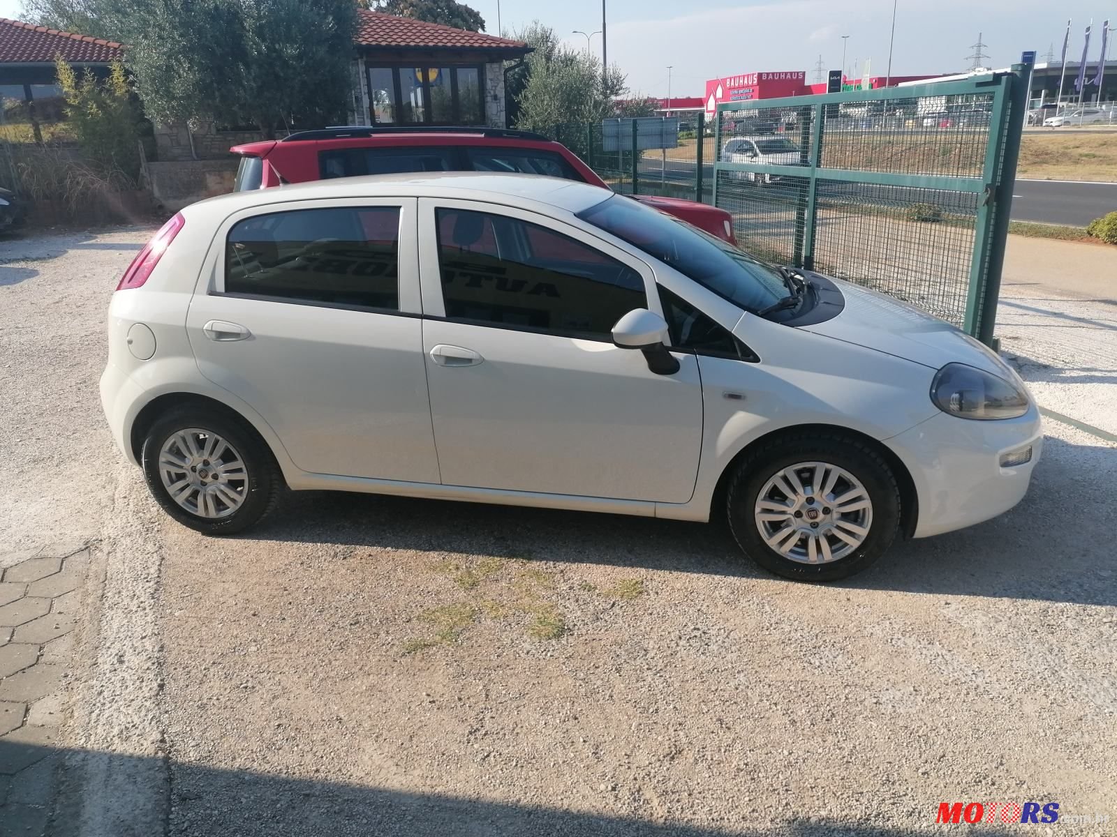 2016' Fiat Punto 1.3 M-Jet photo #3