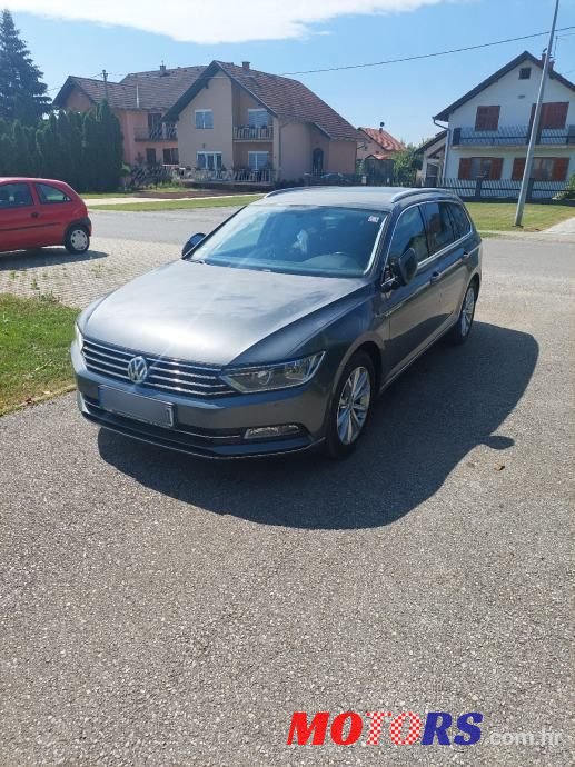 2015' Volkswagen Passat Variant photo #2