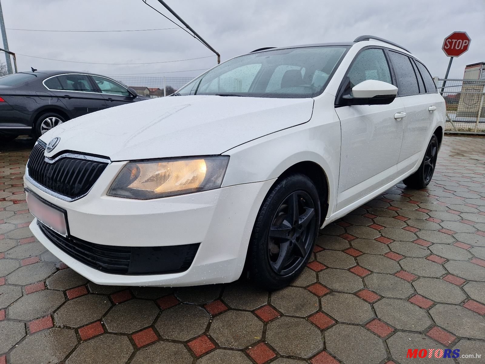 2014' Skoda Octavia Combi photo #3