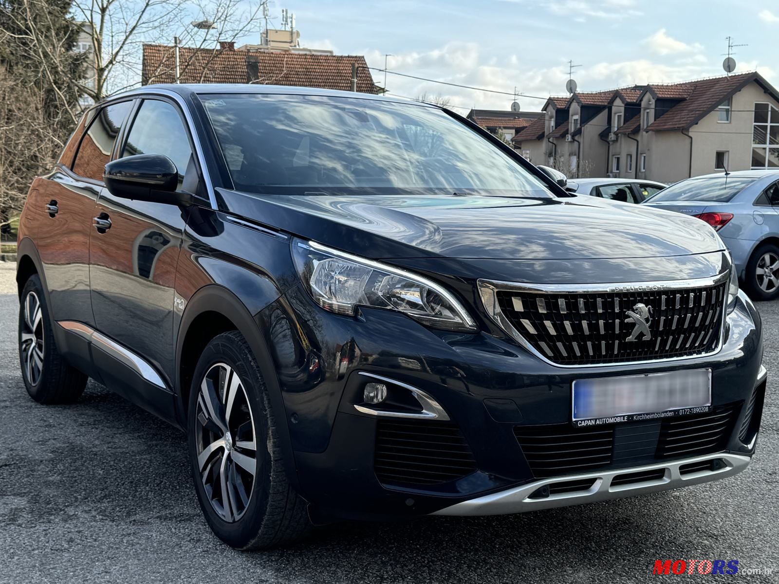 2018' Peugeot 3008 1,2 Puretech photo #3