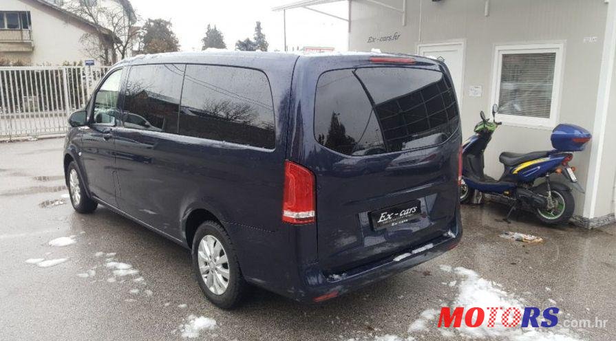 2015' Mercedes-Benz Vito photo #2