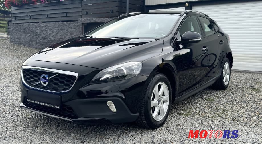 2016' Volvo V40 Cross Country 2.0 D2 photo #5