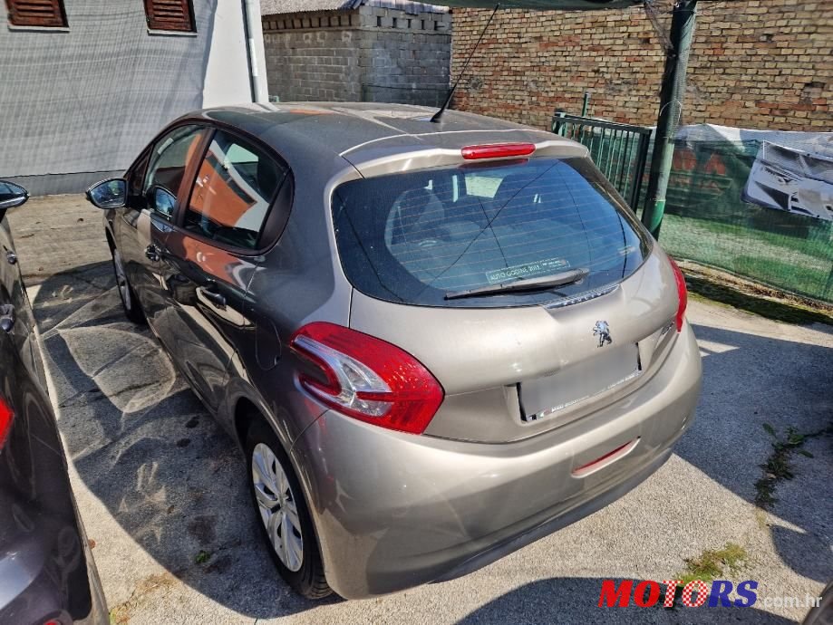 2014' Peugeot 208 1,4 Hdi photo #4
