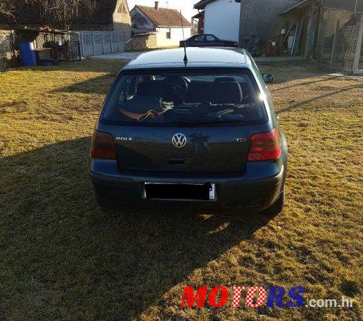 2001' Volkswagen Golf IV 1,9 Tdi photo #1