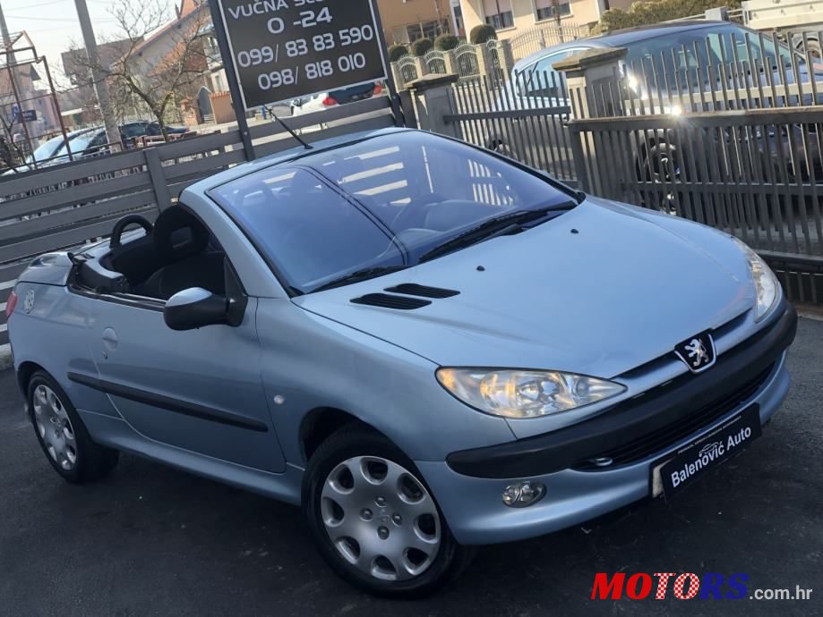 2002' Peugeot 206 1,6 E photo #3