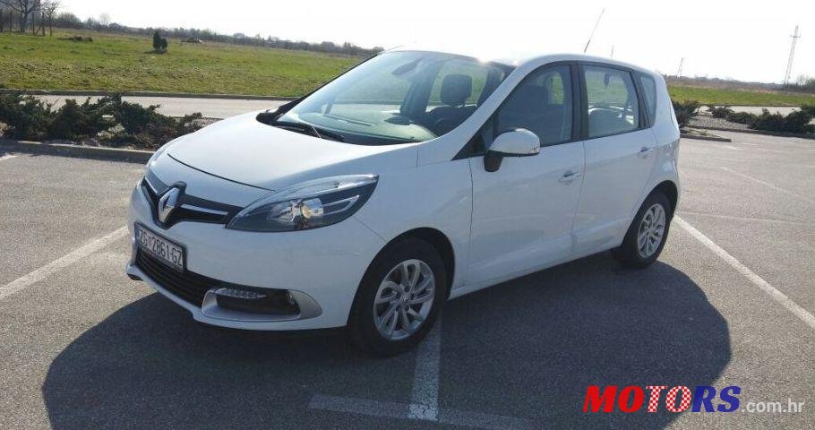 2014' Renault Scenic Dci photo #2