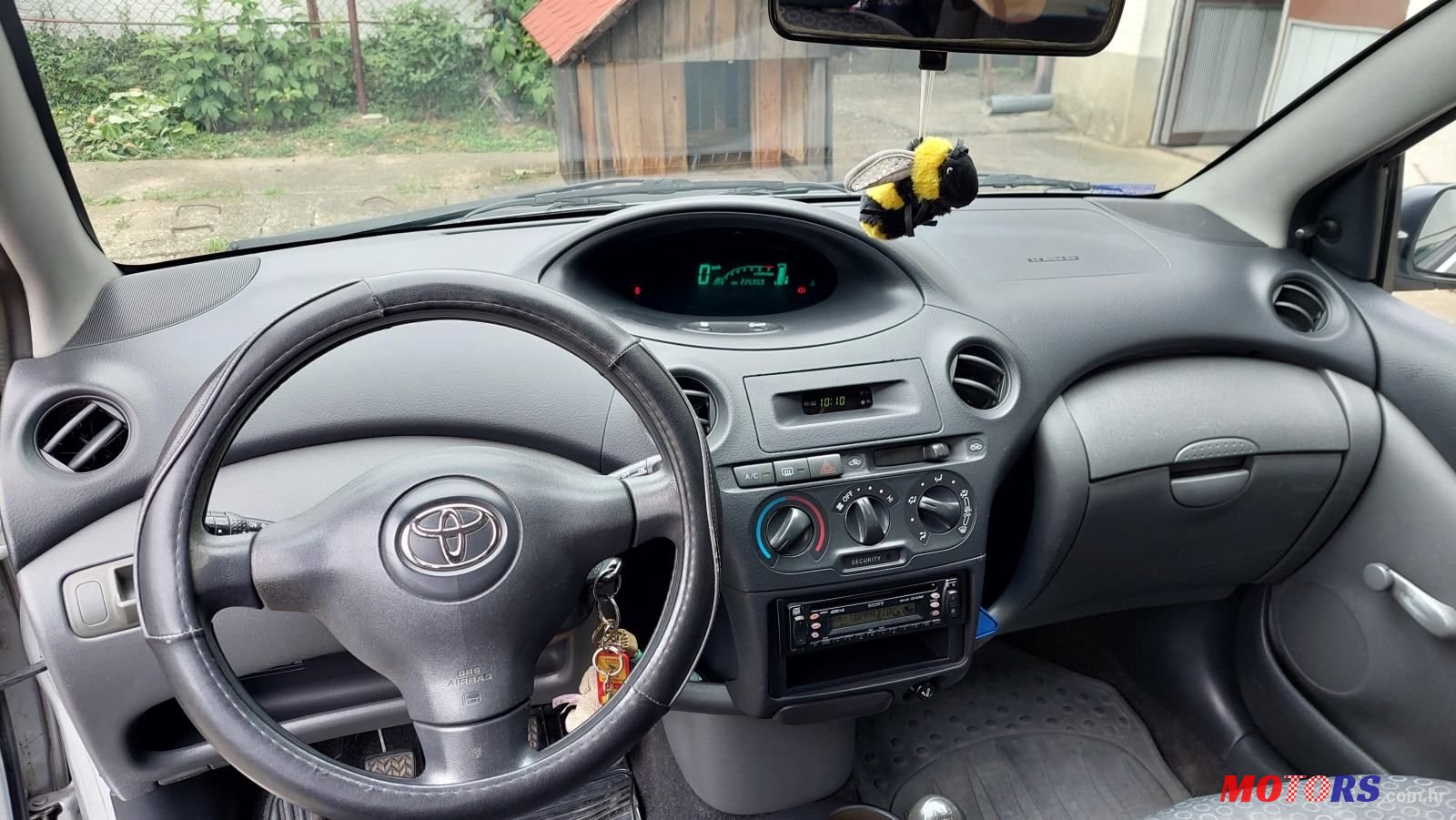 2003' Toyota Yaris 1,0 Vvt-I photo #6