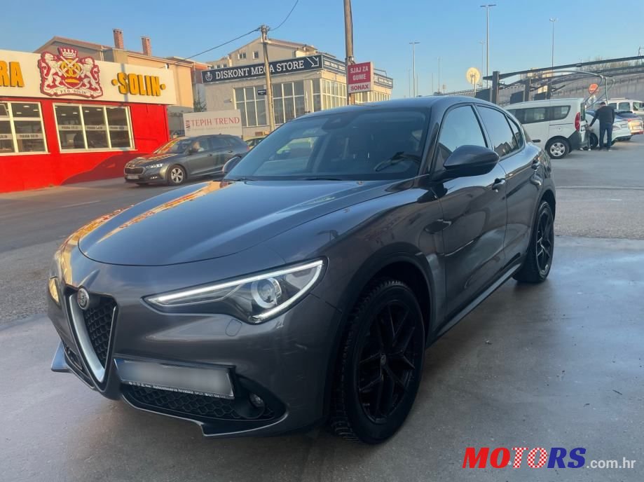 2018' Alfa Romeo Stelvio 2,2 Diesel photo #4