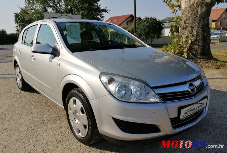 2009' Opel Astra 1,7 Cdti Eco photo #1