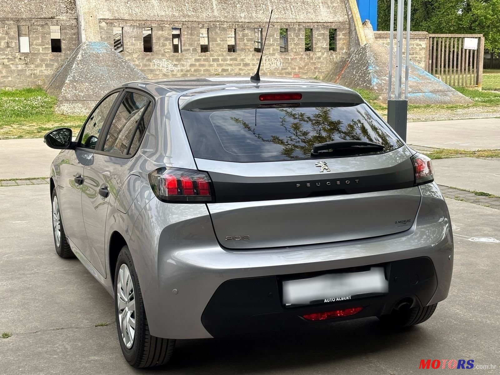 2021' Peugeot 208 1,2 Puretech photo #6