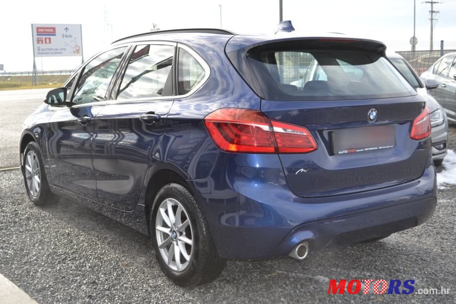 2019' BMW Serija 2 216D photo #4