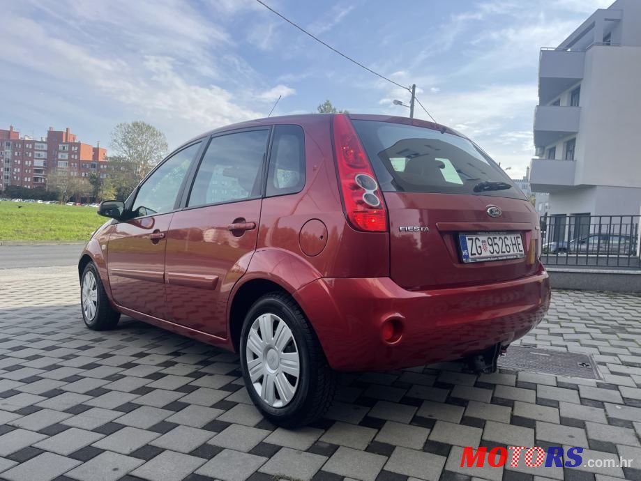 2010' Ford Fiesta 1,4 photo #2