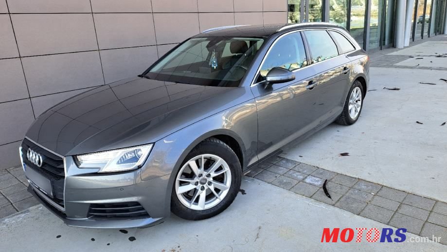 2016' Audi A4 Avant photo #2