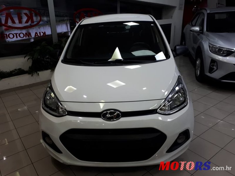 2015' Hyundai i10 1,0 photo #3