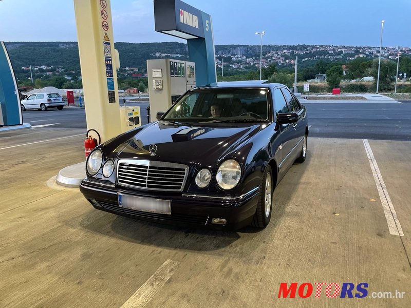 1998' Mercedes-Benz E-Klasa 280 photo #3