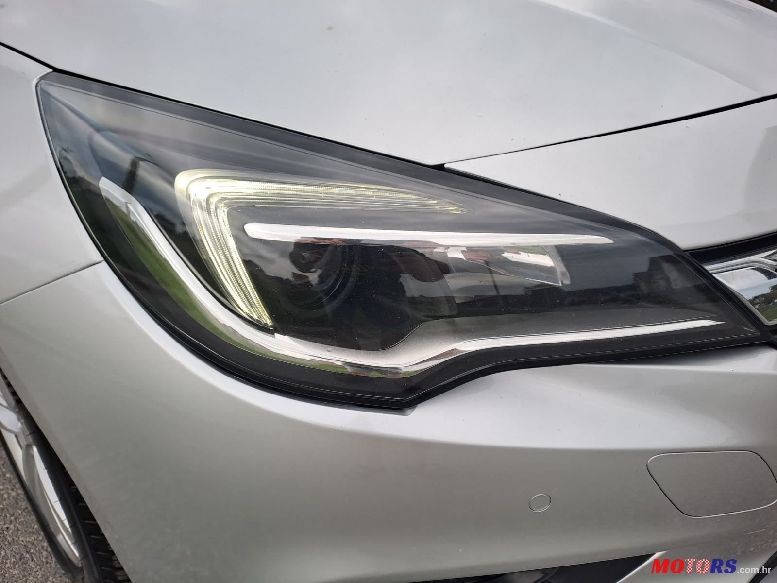 2017' Opel Astra Karavan photo #6